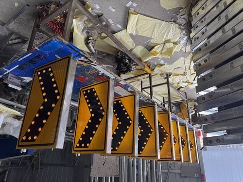 太阳能交通标牌的核心部件是电池,电池多久